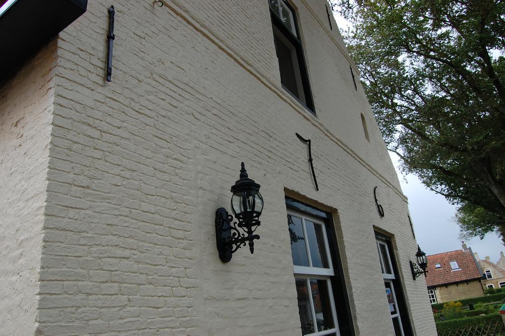 Bij Hen Op Ameland Hotel Hollum  Exterior photo