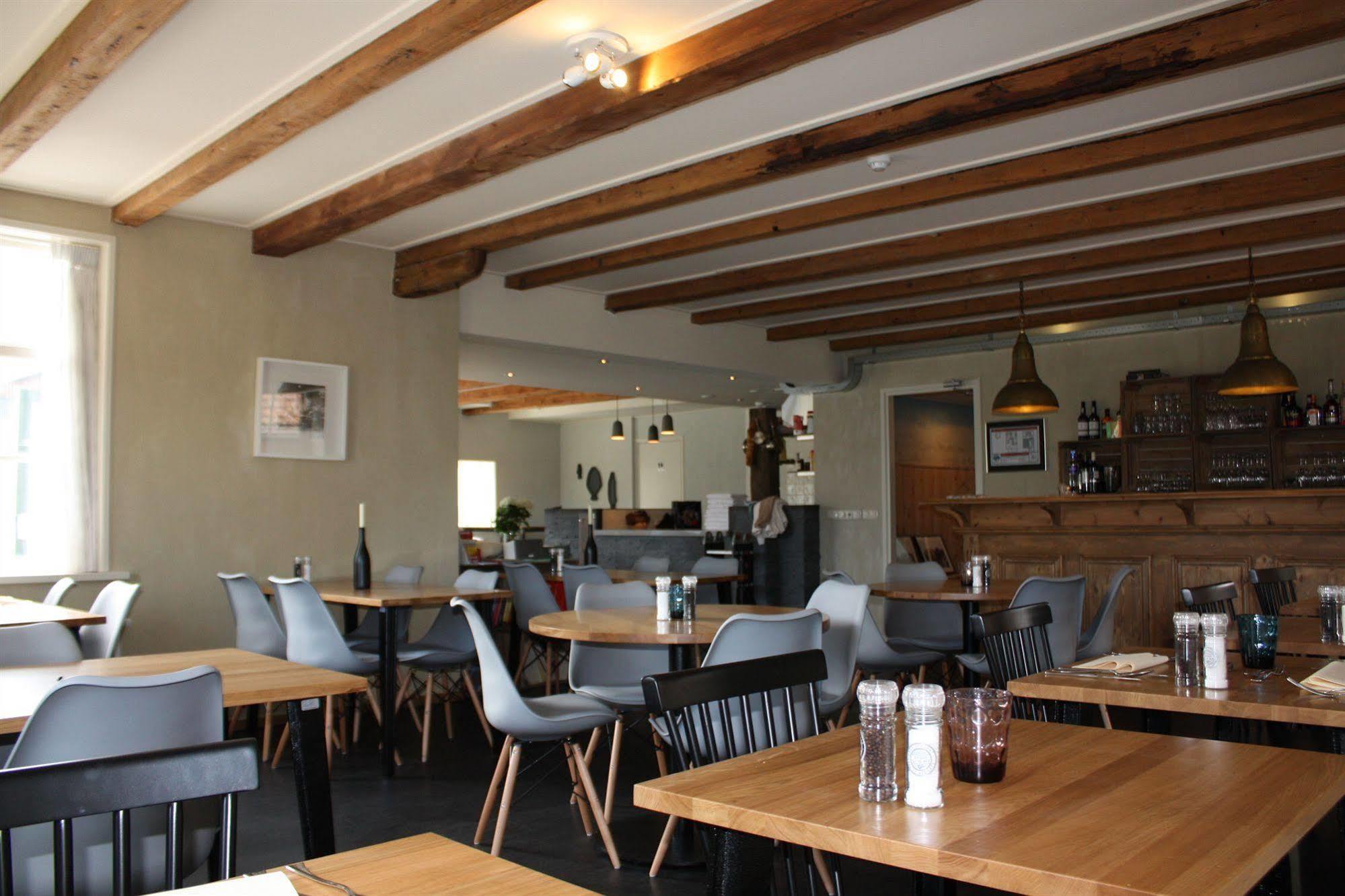 Bij Hen Op Ameland Hotel Hollum  Exterior photo